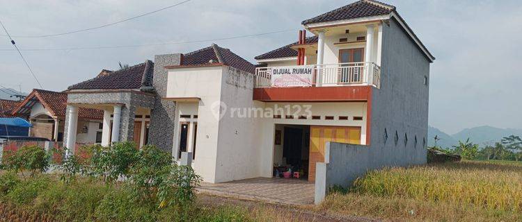 Rumah Minimalis siap huni Babakan Cigadung Cigugur Kuningan Jawa Barat 1