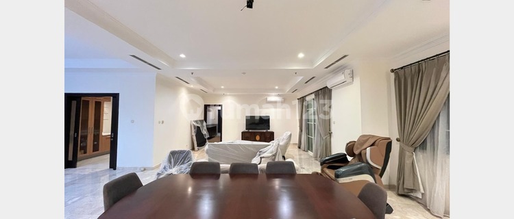 Elegant Expansive 4 BR Apartment at The Bellezza with Ongoing Renovation and Mall Connection 1