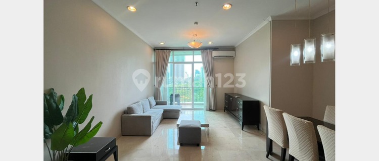 Eksklusif 3 Kamar Tidur Dengan Lift Pribadi Di Senayan Residence Menghadap Lapangan Golf Yang Murni 1