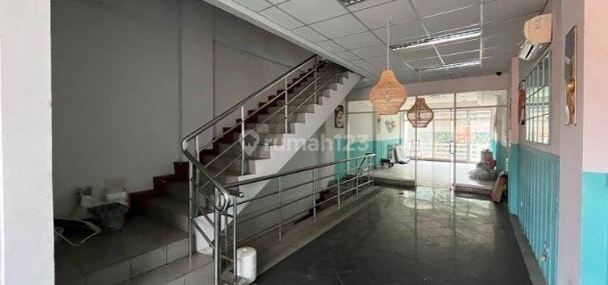 RUKO DI WOLTER MONGINSIDI JAKARTA SELATAN 
