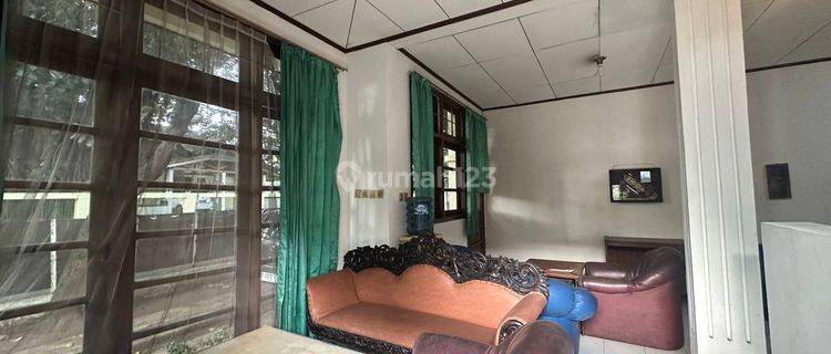 Disewakan Rumah 2 lantai di Pinang Ranti, Jakarta Timur 1