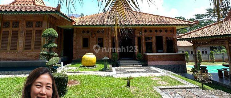 Rumah Tengah Kebun Luas di Bendul Sukatani Purwakarta Jawa Barat 1