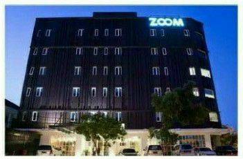 DIJUAL Hotel Surabaya Zoom Hotel Jemursari 1