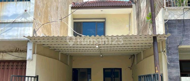 New 2-Story House in West Gembong Sawah, Kapasan 1