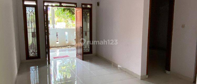 Ciwastra. Rumah Dijual Sayap Buah Batu Bandung. 33 1