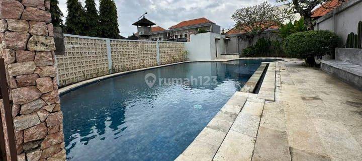 Turun Harga Dijual Rumah Modern Fully Furnished di Pemogan. 1