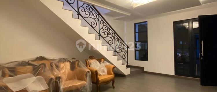 Rumah Cantik Rapi Siap Huni Sudah Renovasi Kawasan Strategis Harga Terbaik Dikelasnya 1