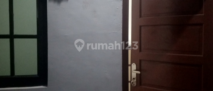 Dekat Polimedia Kreatif Kos Syariah Khusus Wanita Or Pasutri Furnished 1