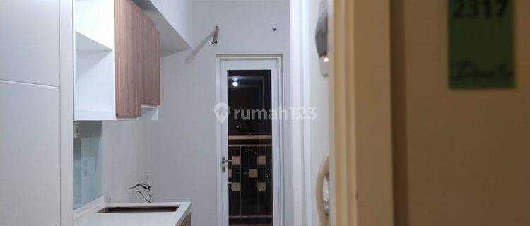  Dijual Apartemen Springlake Summarecon Bekasi 1