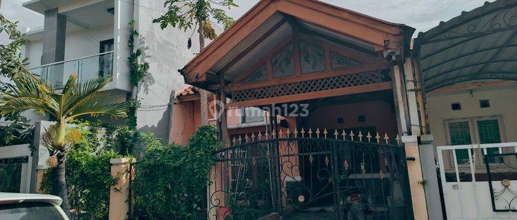 Dijual Rumah 1,5 Lantai Bagus Siap Huni di Cluster Taman Sari, Harapan Indah Bekasi 1
