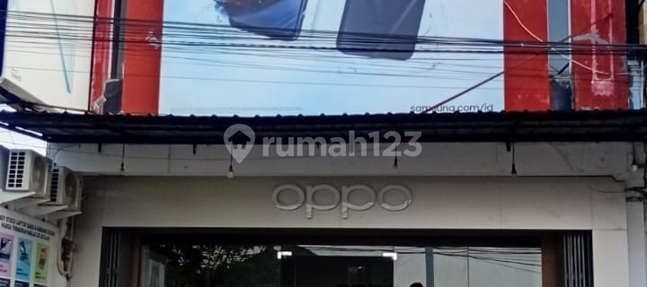 Two-Story Shophouse in Strategic Location on Jl Siliwangi, Kuningan 1