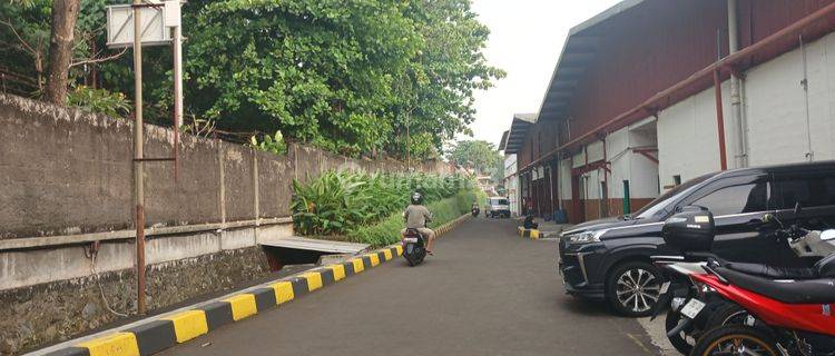 Gudang Sewa Depok 1,300m2 Akses Jalan Raya Bogor 1