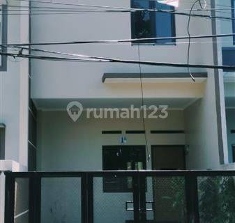 Rumah Minimalis Dlm Komplekdaerah Martanegara Buahbatu Bandung 1