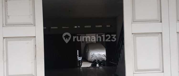 Ruko Istana Pasteur for Rent, Price Negotiable for Interested Parties 1