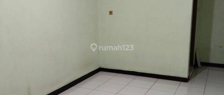 Rumah Disewakan di Jalan Rama, Bandung Lokasi Strategis, Harga Kompetitif  1