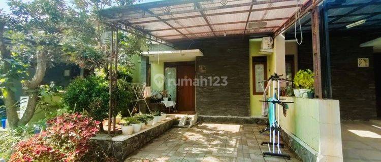 Rumah Bagus Unfurnished SHM di Pesona Pasteur Kota Bandung 1