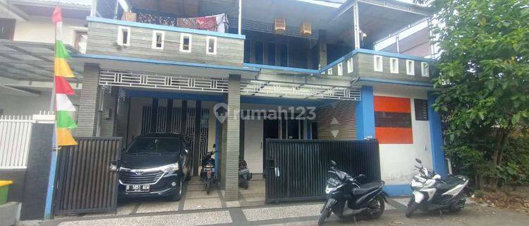 DIJUAL RUMAH KANTOR BANGUNAN 3lantai KOKOHhrg1,75m di KOMPLEK TURANGGA 1