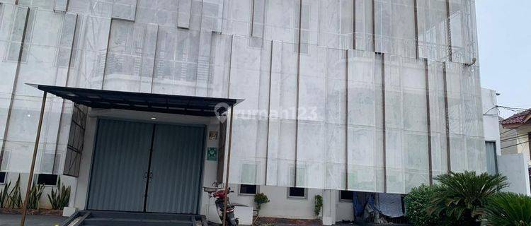 Rumah Murah 3 Lantai Di Gading Cipta Residence 1