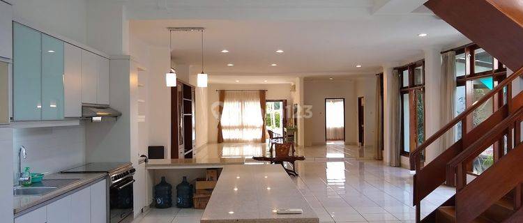 Rumah di Menteng Ukuran 550 M2 1