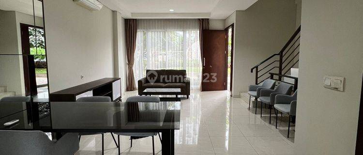 Puri Mansion Townhouse Ukuran 142 M2 Fully Furnished 1