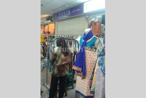 Kios Cantik di Lantai Dasar Thamrin City, Jakarta Pusat 1