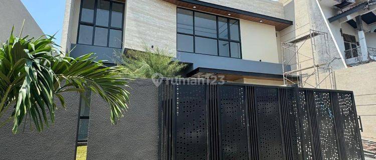 D190. Dijual Rumah Baru Gress Modern Minimalis Kertajaya Indah. 1