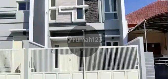 D131. Rumah Baru Gress Modern Minimalis Taman Intan Nginden 1