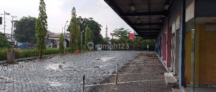 Ruang Usaha Utk Supermarket, Showroom Mobil, Gudang Dll Raya Wadung Asri, Waru, Sidoarjo 1