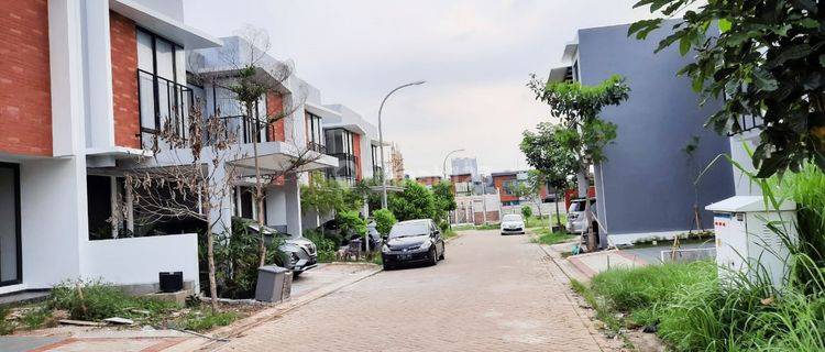 Rumah Bagus Siap Huni di Kebayoran Harmony, Bintaro Jaya 1