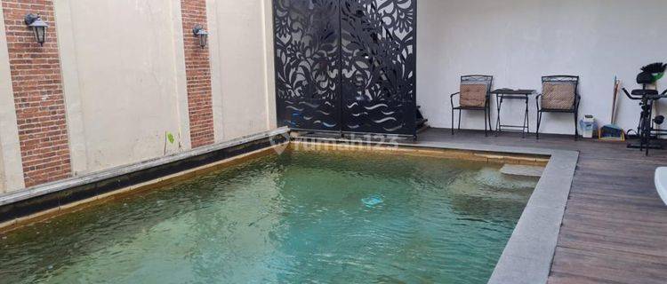 Dijual Rumah Mewah Dengan Pool Lokasi Di Senayan Bintaro 1