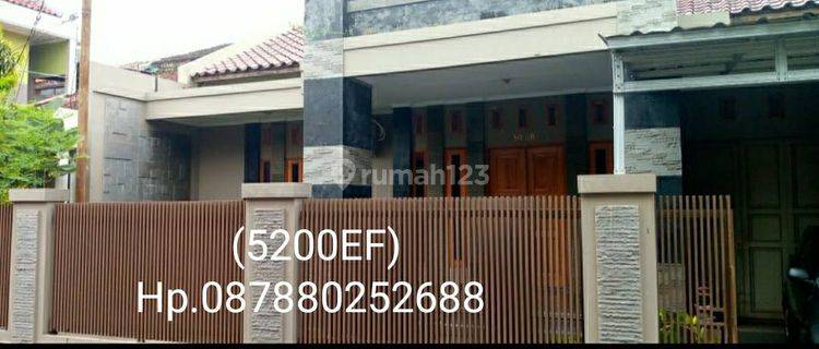 5200ef Rumah 2 Lantai SHM di Tarogong Kidul, Garut, Jawa Barat 1