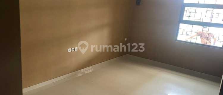 Jual Rumah Siap.huni Baru Renov Grand Sharon 1