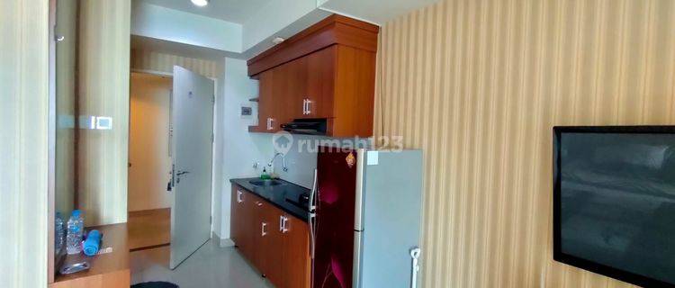 Grand Kamala Lagoon Apartemen Dijual Furnished di Tower Emerald 1