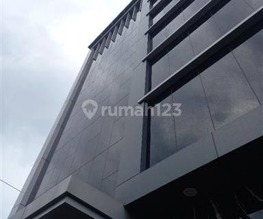 Dijual Gedung Perkantoran Baru 4,5 Lantai di Cawang Jakarta Timur 1