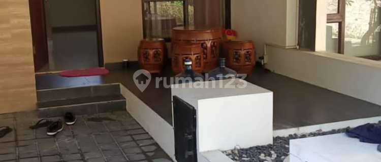Rumah Sewa Pandanaran Hills Dua Lantai Furnish 1