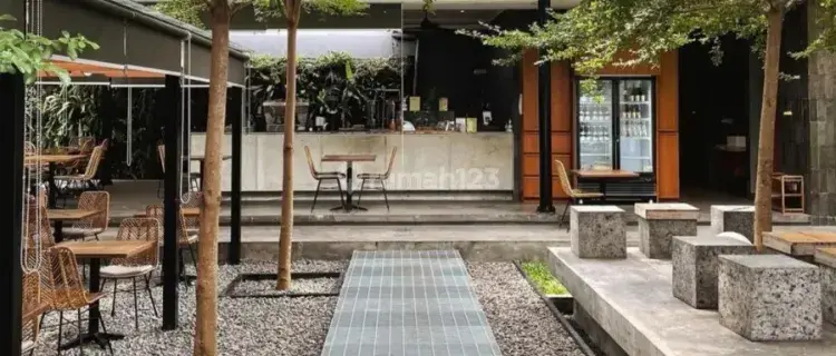 Disewakan Ruang Usaha Area Kebayoran Baru Senopati 1