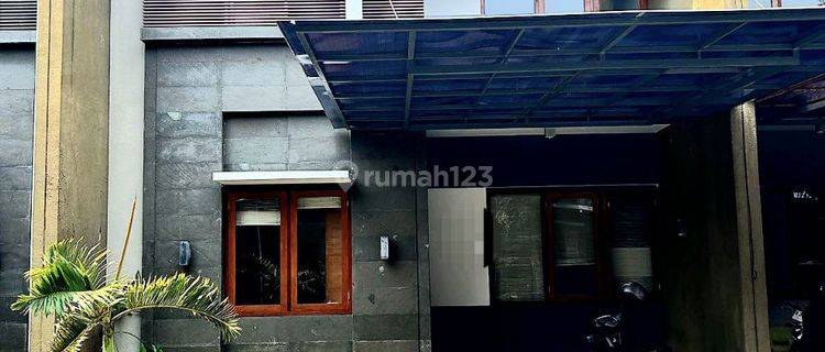 Dijual Cepat Rumah Terawat Kokoh Komplek Elite Setraduta Bandung 1