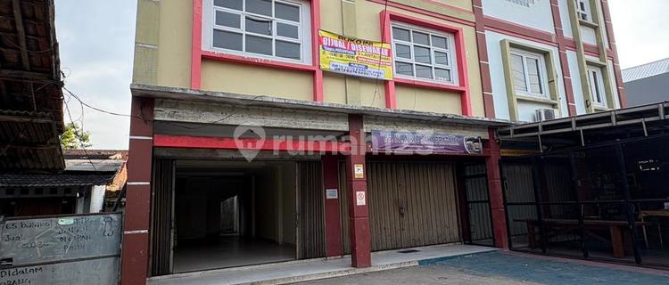 FOR SALE QUICKLY STRATEGIC BUSINESS-READY SHOPHOUSE NEAR MAINROAD OTISTA SUBANG 1