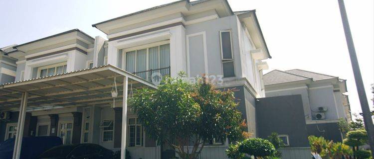 Rumah 2 Lantai Furnish dan Kolam Renang di BSD The Savia 1