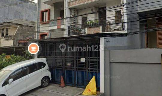 Rumah Kost Strategis Dekat Mall Ciputra Jakarta Barat  1