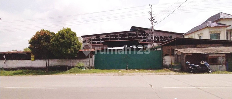 Pabrik pinggir jalan raya Semarang - Purwodadi siap pakai 1