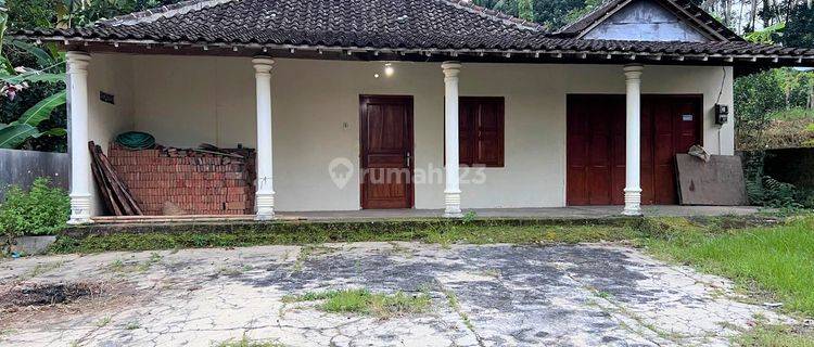 Jual Rumah Siap Huni 1442m² Mojogedang Karanganyar 1