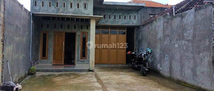 Jual Rumah Bagus Siap Huni Masaran, Sragen 1