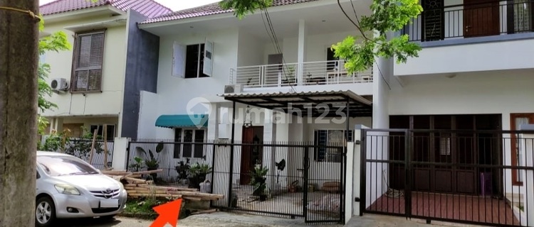 Nice, tidy, move-in ready house in Graha Raya Bintaro. 1