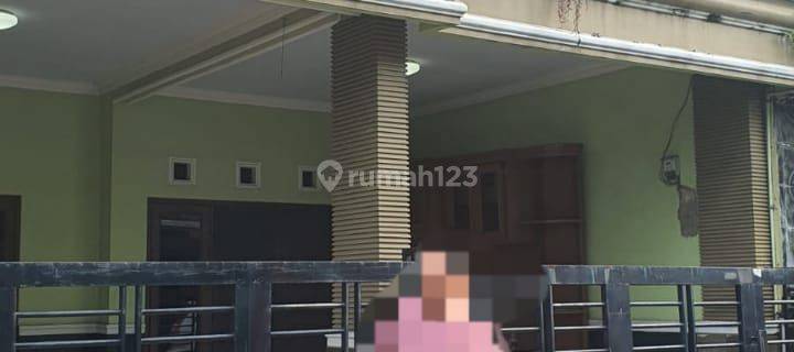 Rumah Cantik Delta Sari Indah SHM Hadap Selatan 4 Kamar Tidur 3 Lantai 1