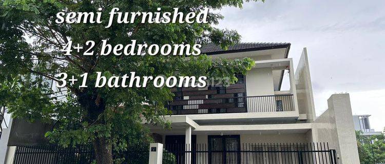 Dian Istana Park Avenue Wiyung Semi Furnished 4 Bedrooms Hadap Utara 1