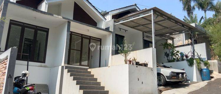 Rumah Baru Dekat Ke Widyatama Cikutra  1