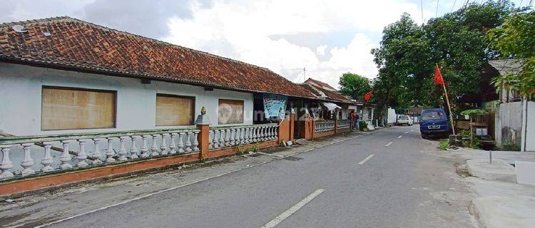 Lokasi Strategis Dekat XT Square dan Kraton Yogyakarta	 1