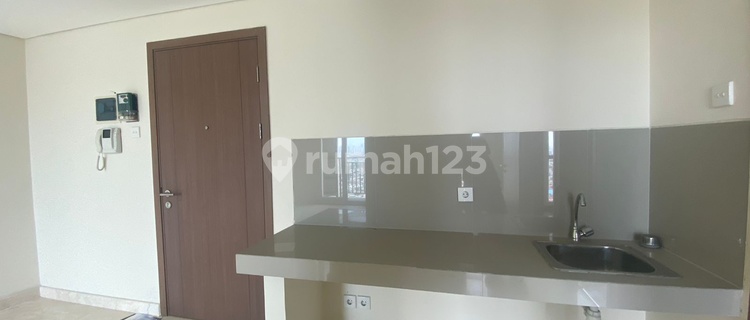 For Sale: Puri Orchard Tower A Apartment, Strategic Location 1