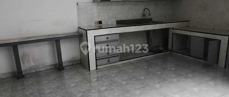 Di Sewakan Rumah Muara Karang Ukuran 10x20 Semi Furnish 1